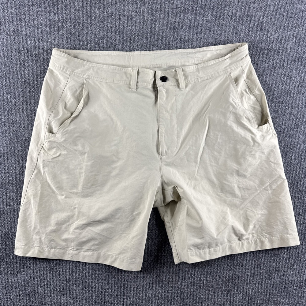 GenTeal Apparel Mens Size XL Khaki Tan Nylon Spandex Performance Golf Shorts